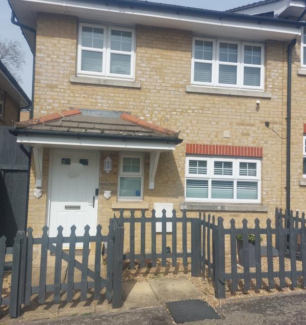 3 bed semi detached house Down sizing 