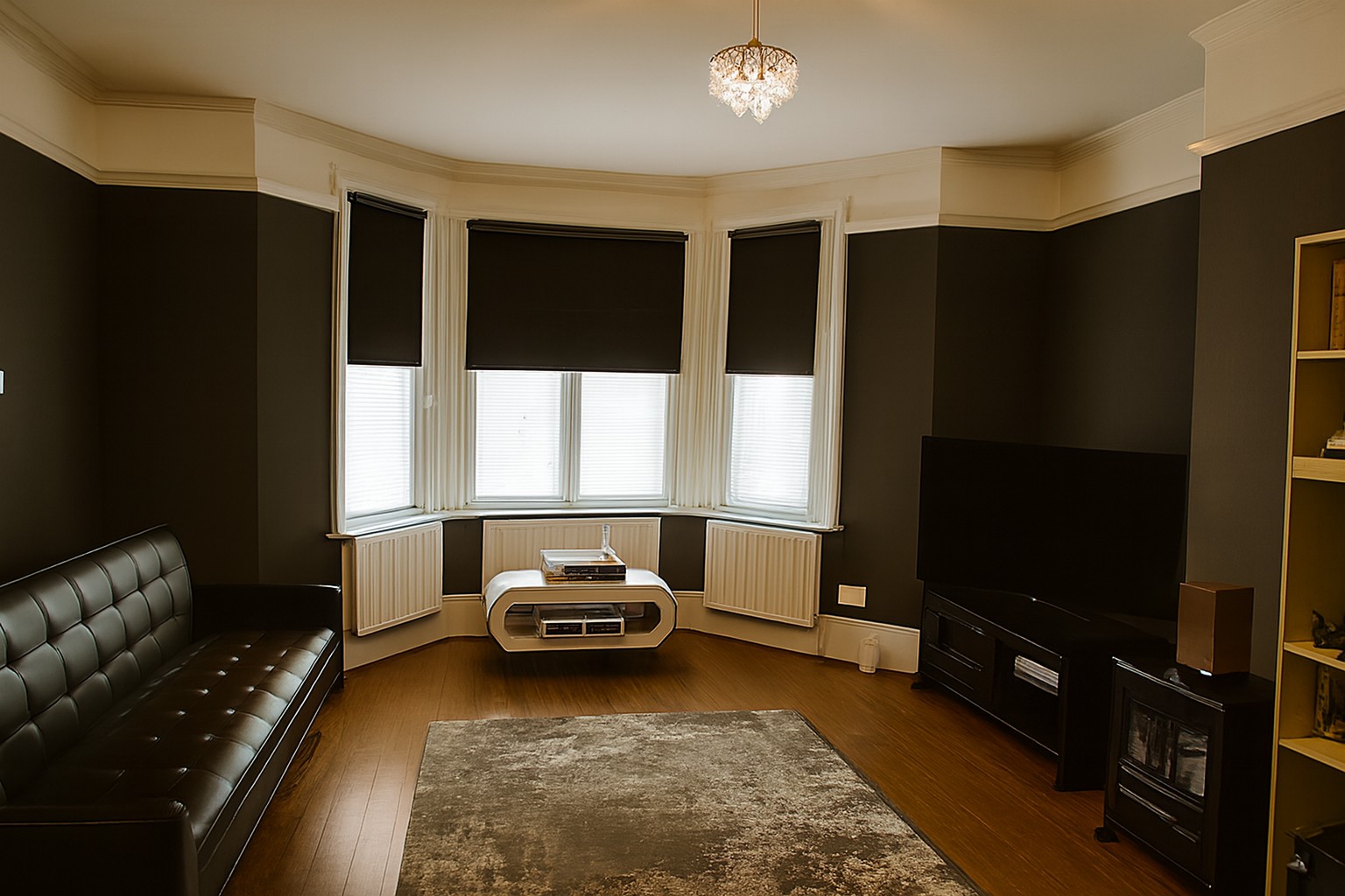 Spacious Victorian Studio with Garden