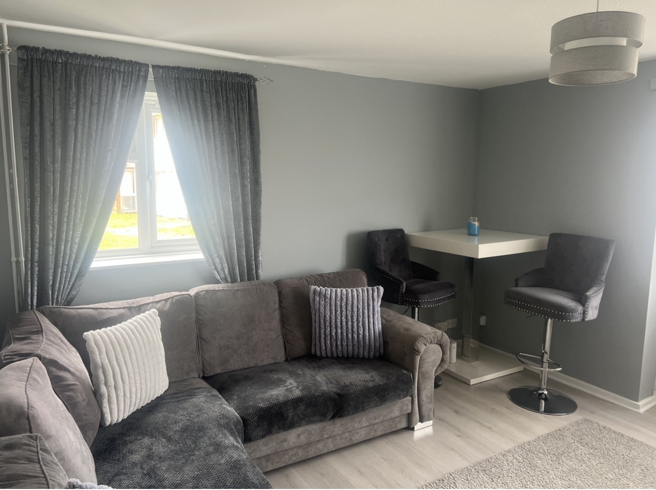 2 bedroom maisonette