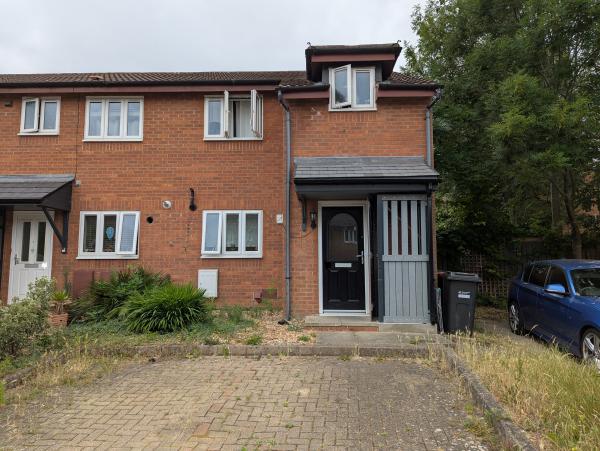 Need 2 bed house swap