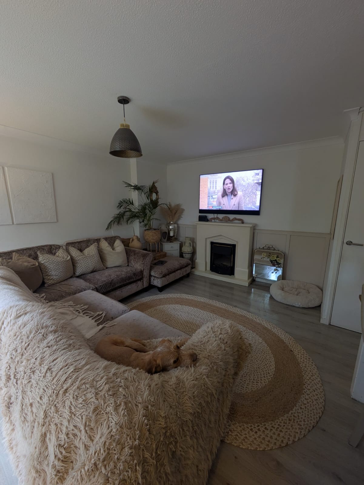 2 bed spacious maisonette in lower felth