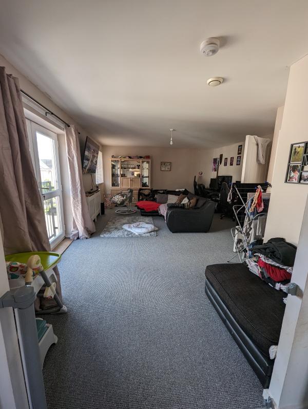 Large two-bedroom flat 