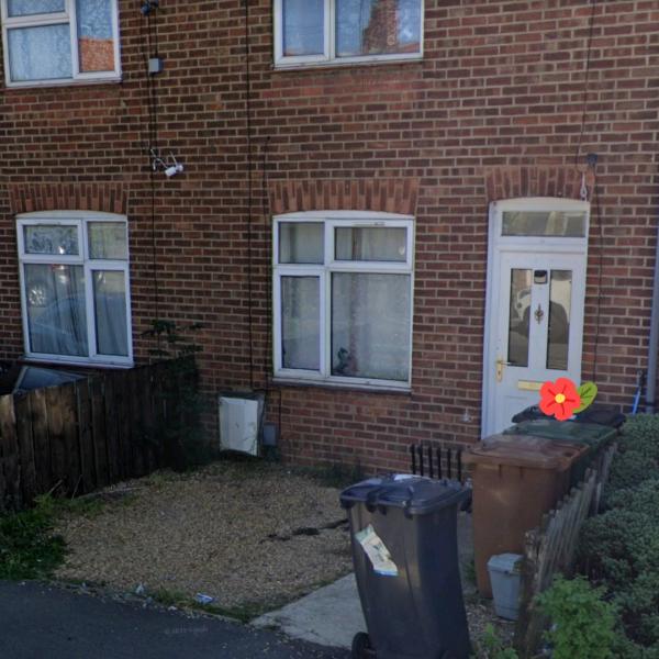 2 bed 1 king 1 double house