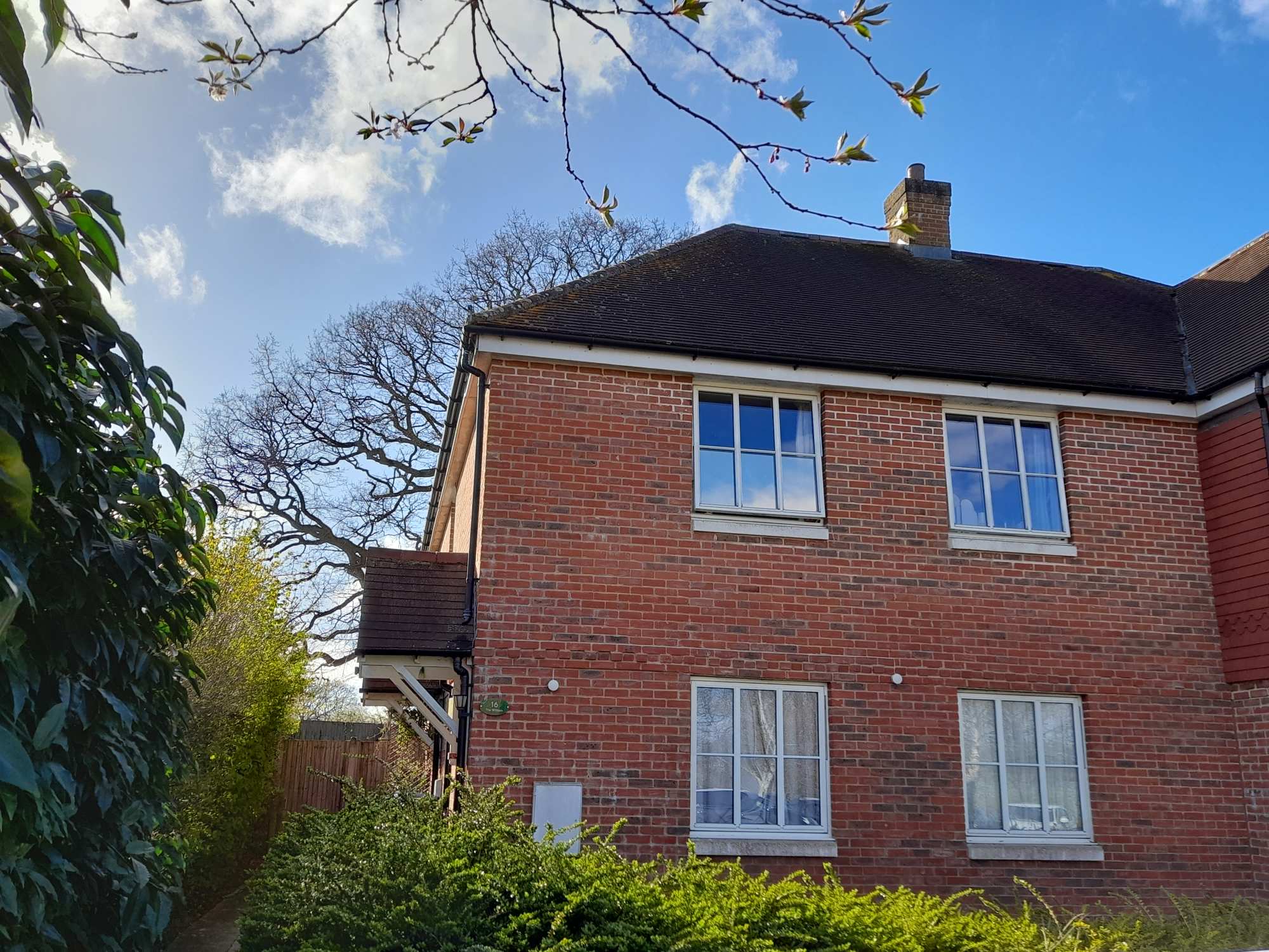 2 Bed Flat in Rural East Sussex Village