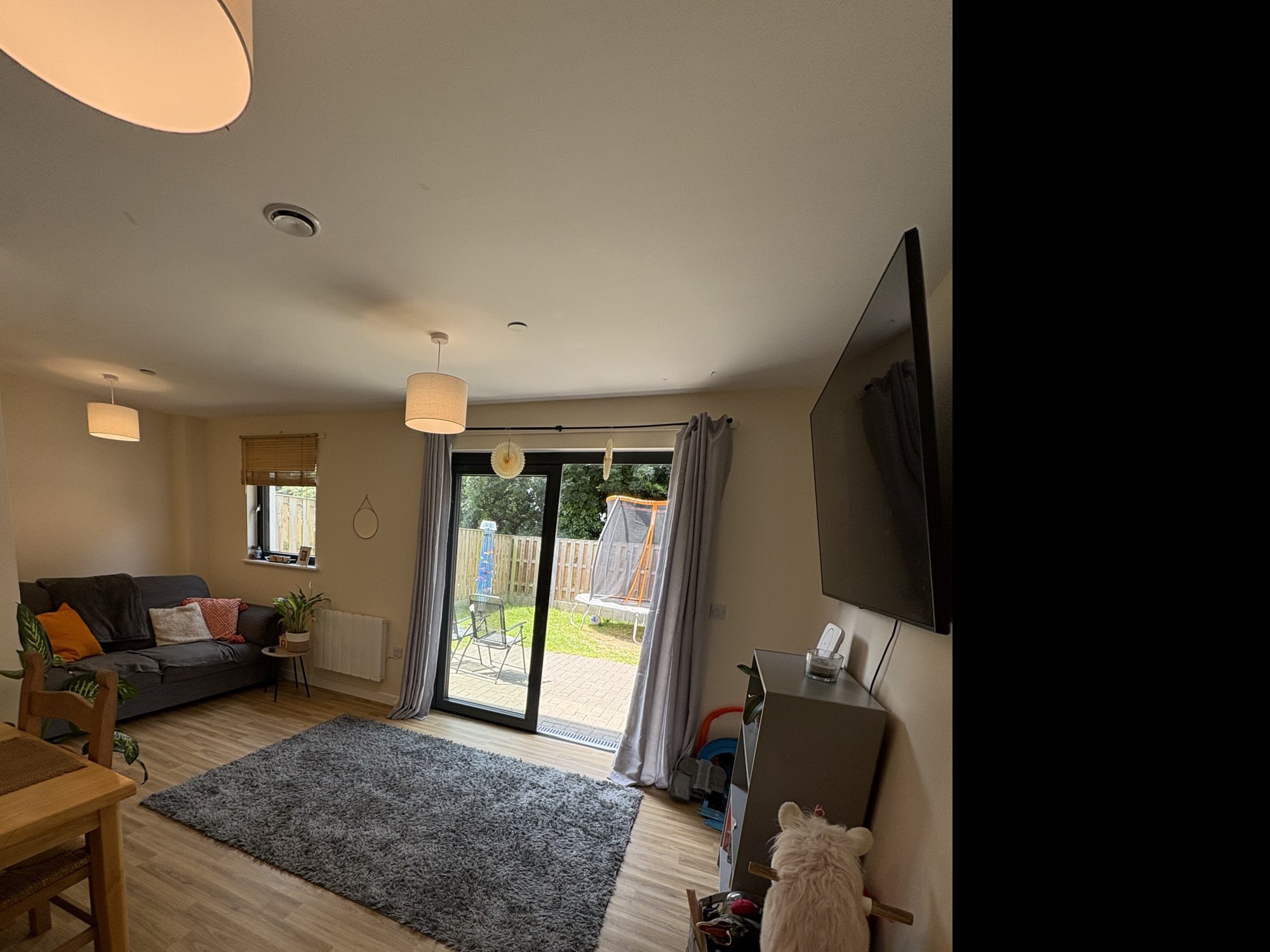 2 bed new build near seaside town