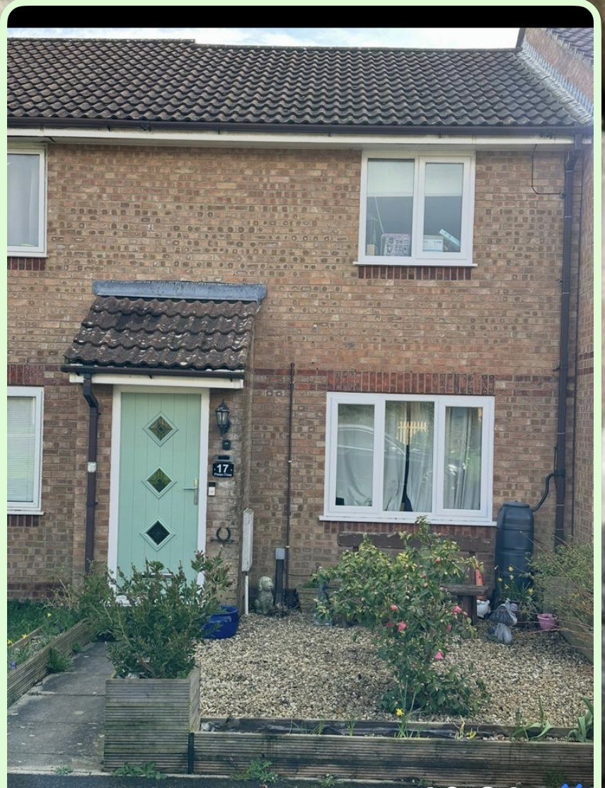 2 Bed House in Chard  Need Taunton Move