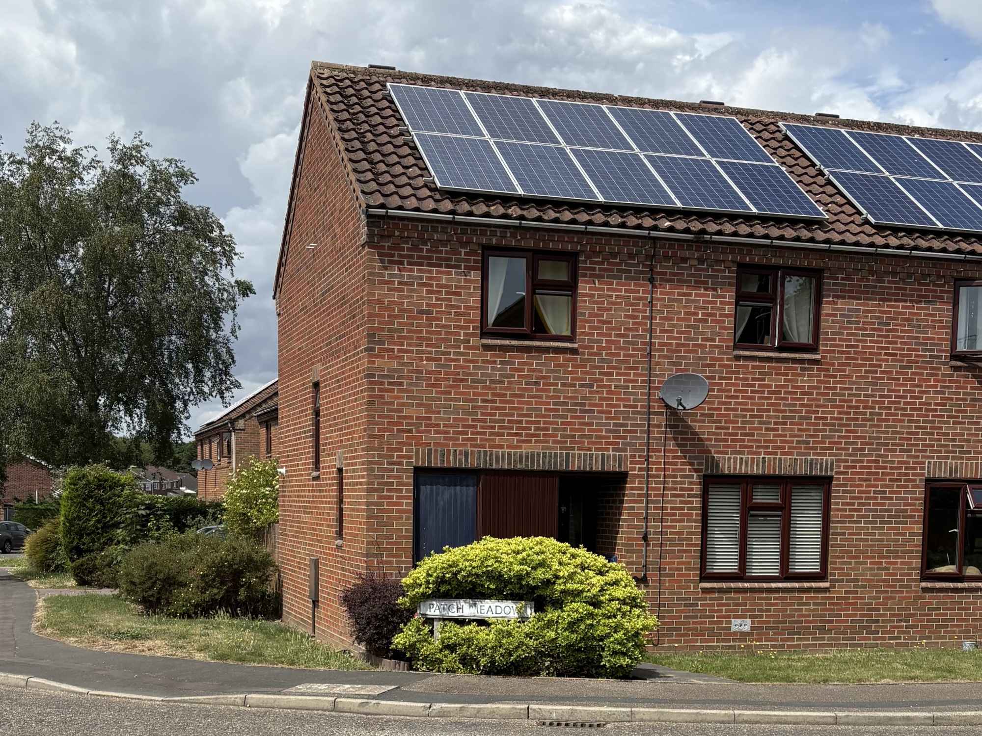 3 bed semi detached house