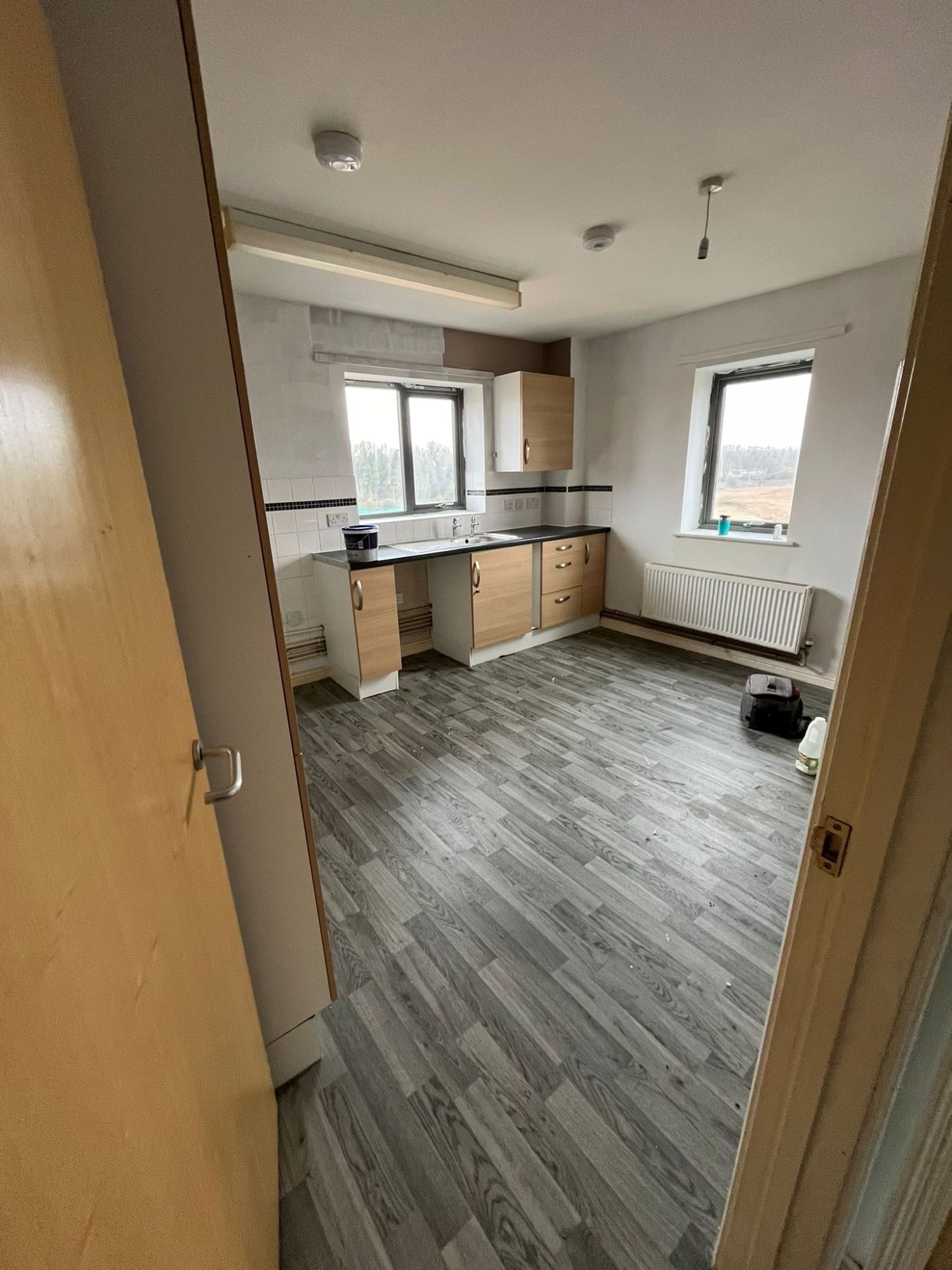 2 bedroom 2nd floor flat