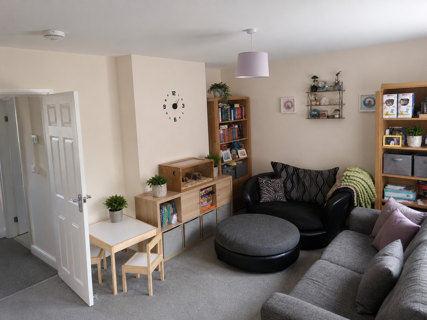 3 bed wanted caia park area