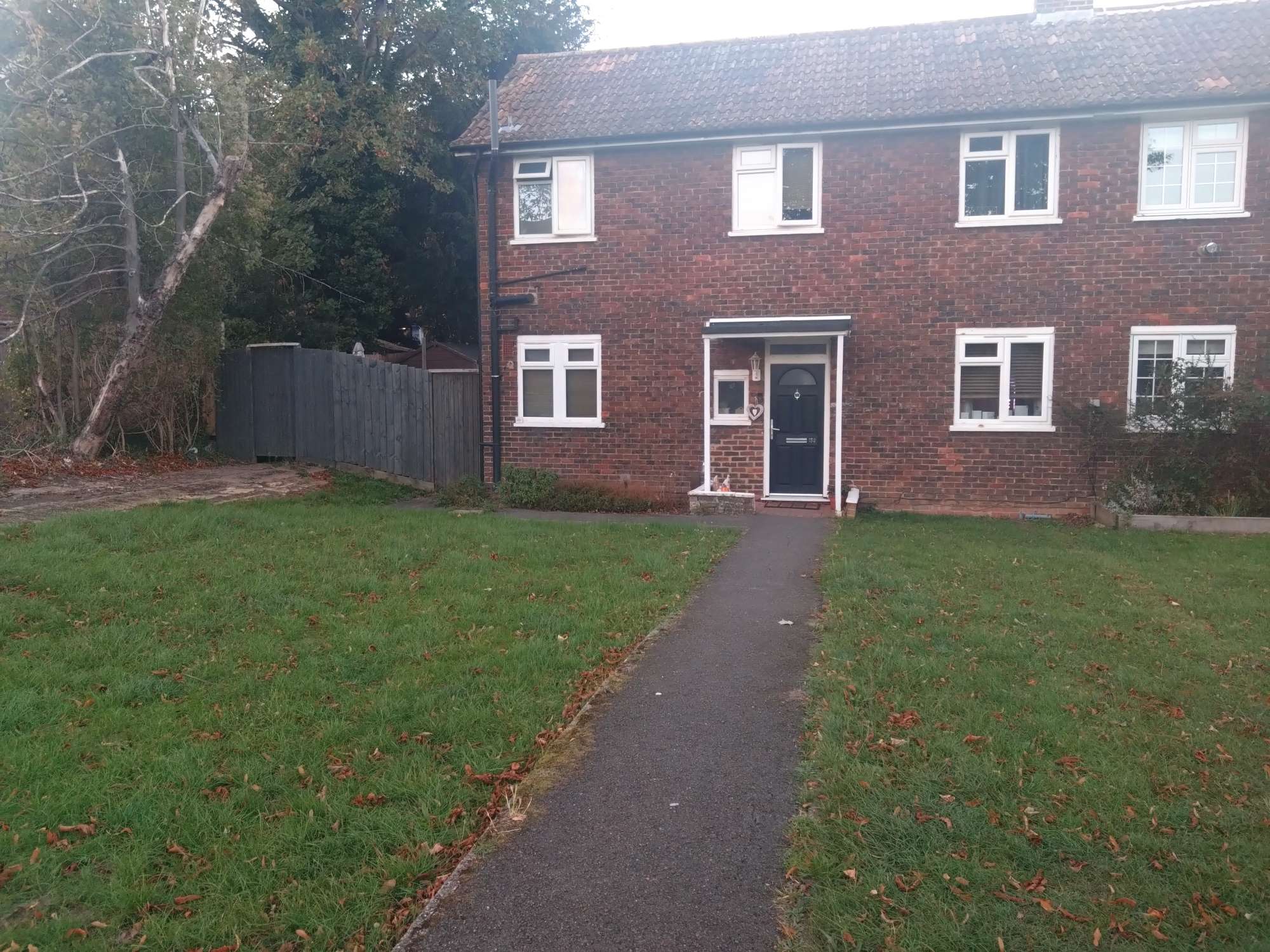 SE26 3 bedroom semi-detached house 