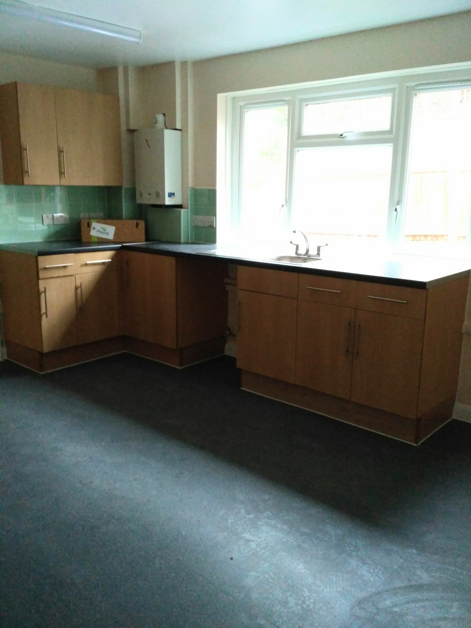 2 Bedroom house with extra box room