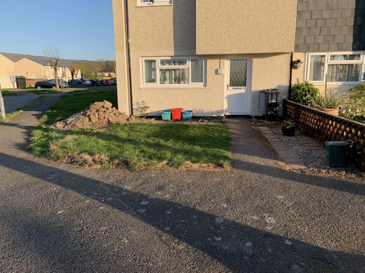 3bed looking for a 4 bed in