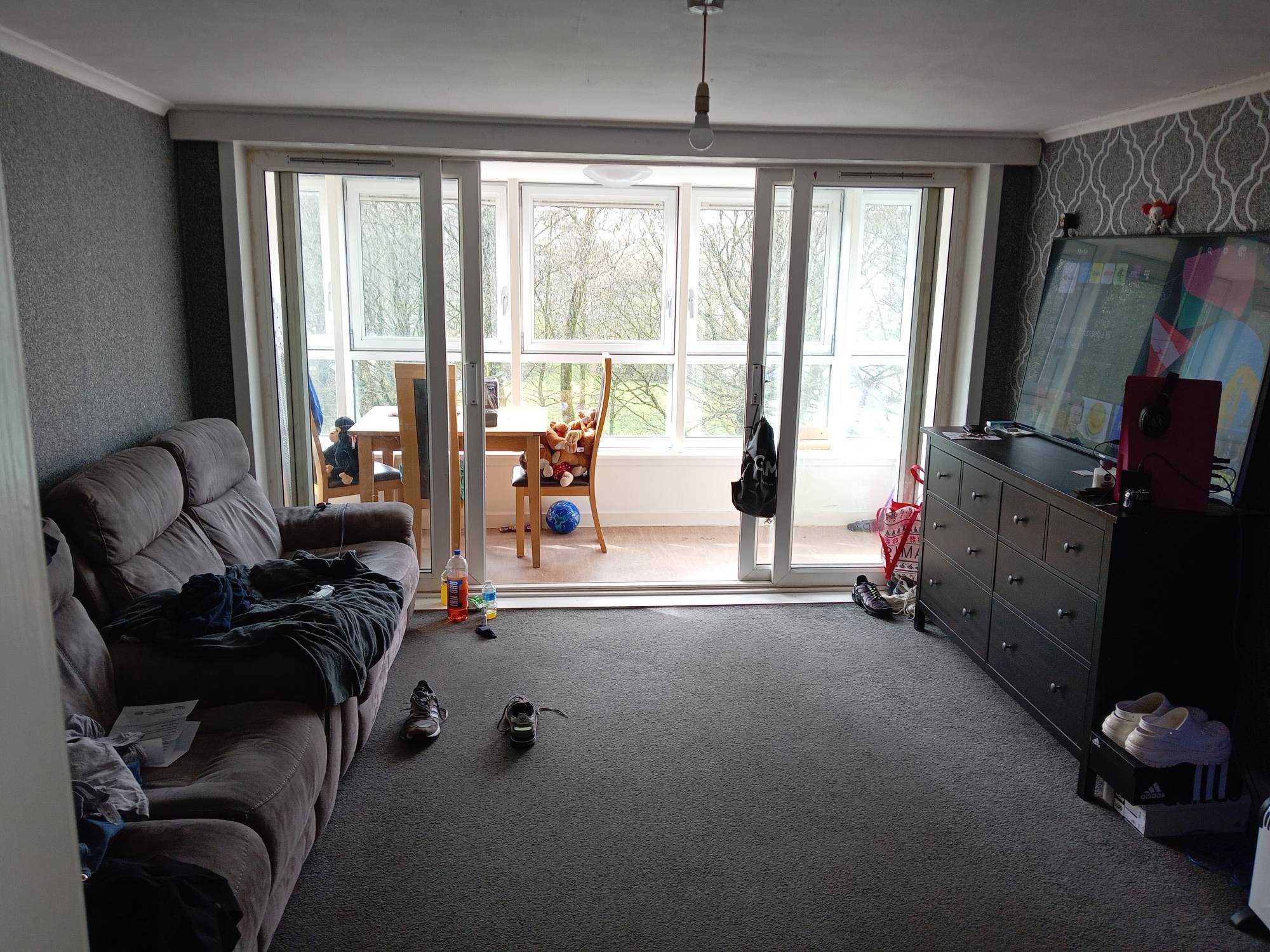 2 bedroom high flat