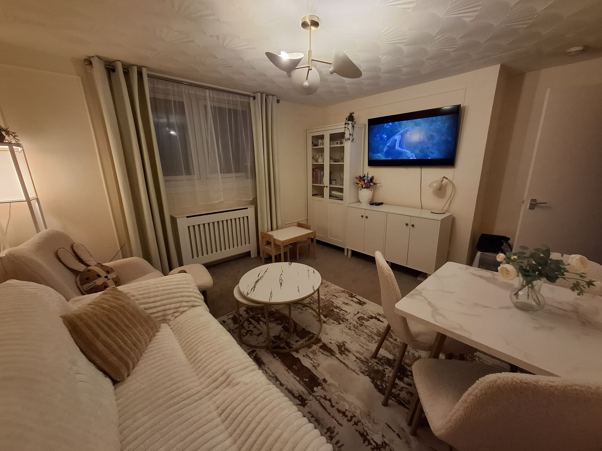 2 bed top floor flat
