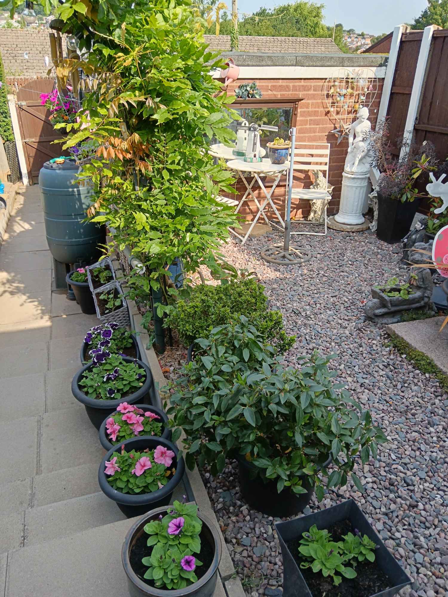 Large one bed bungalow