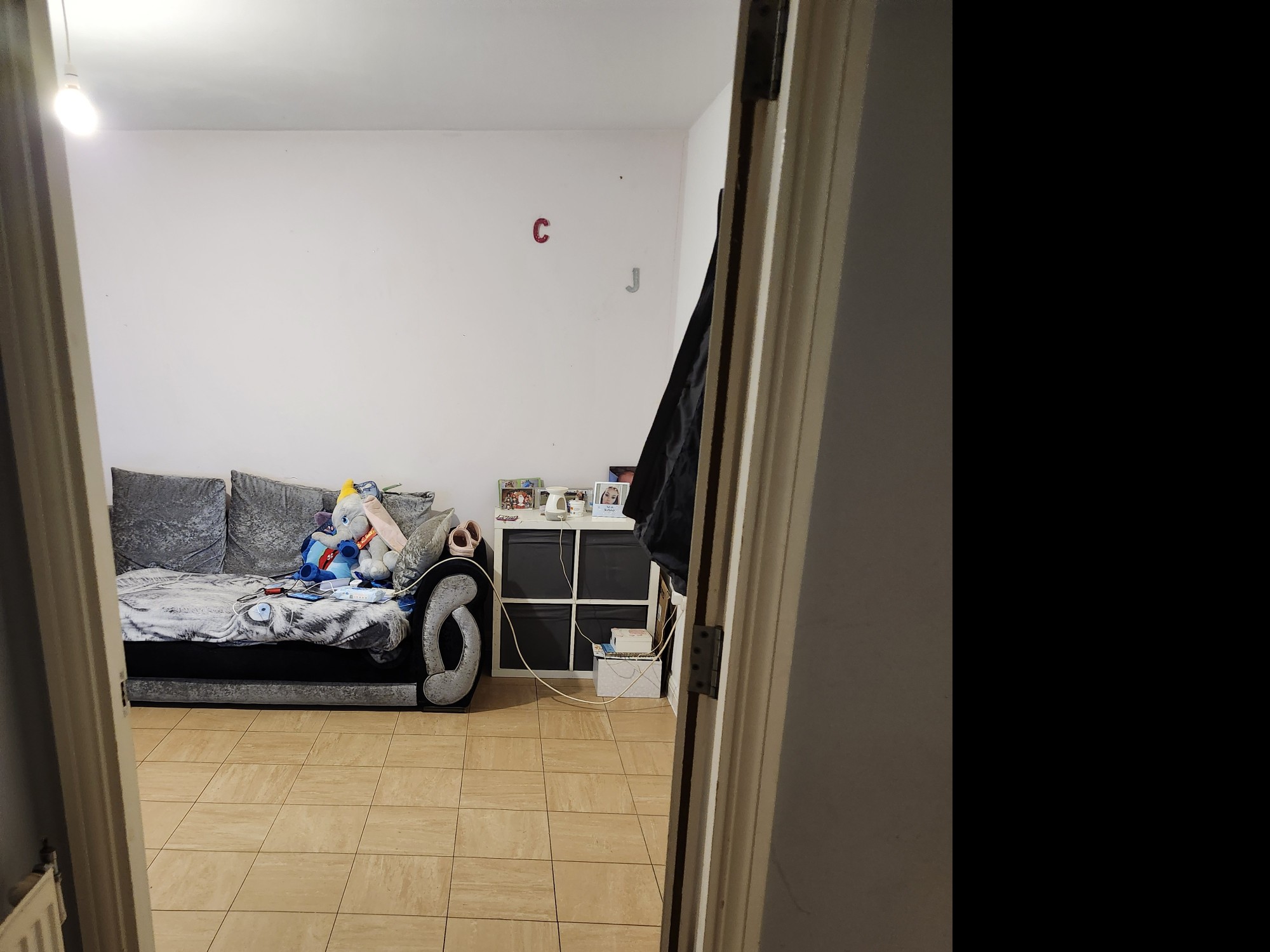 1 bed flat 3rd floor