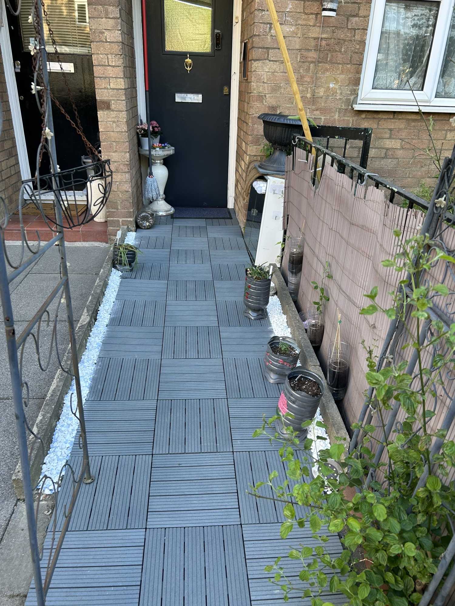 3 bedroom and has to have garden